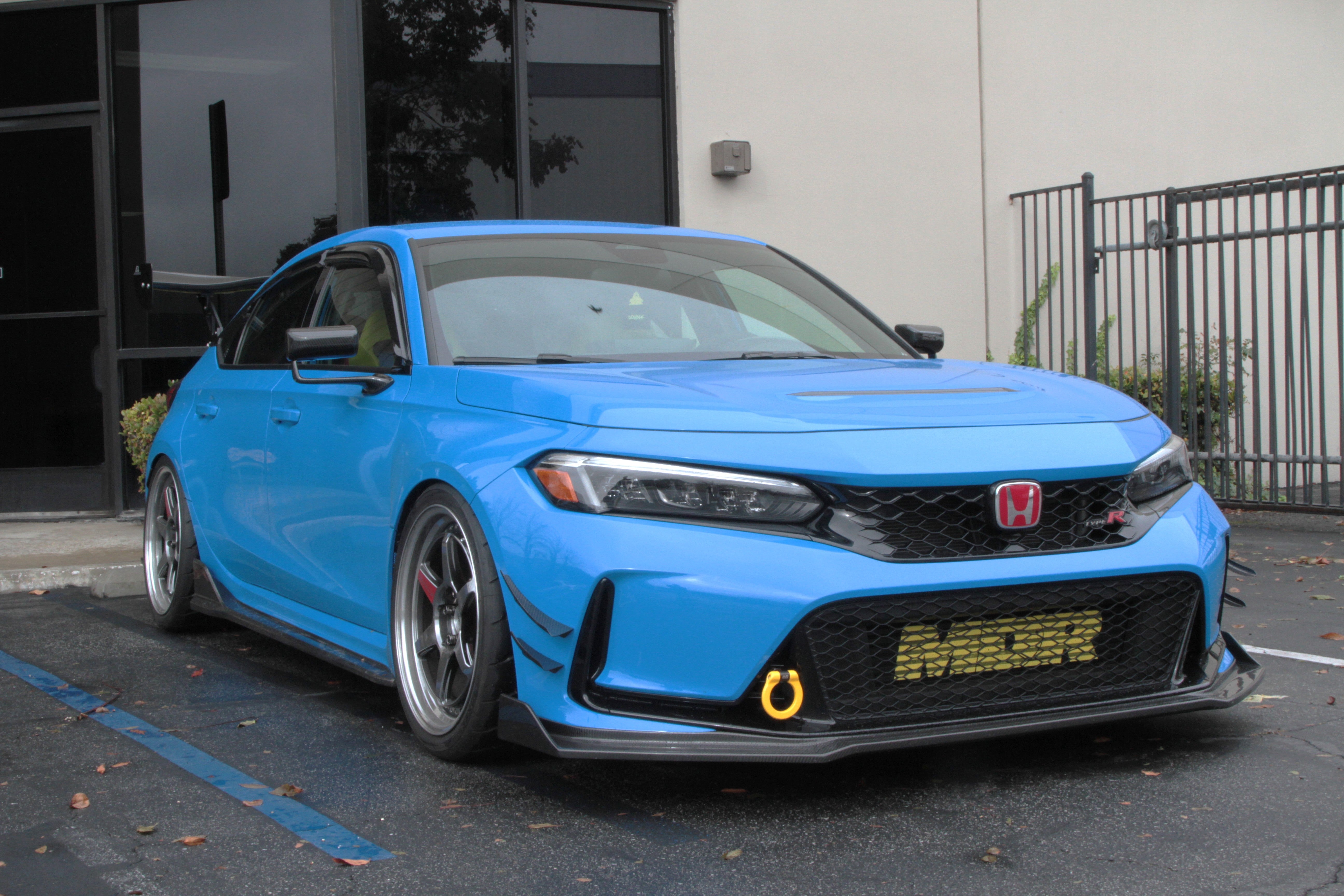 APR Performance GT2 AeroMirror - Honda FL5 Civic Type R