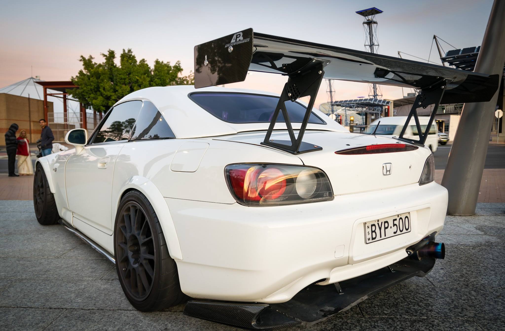 Apr shop wing s2000