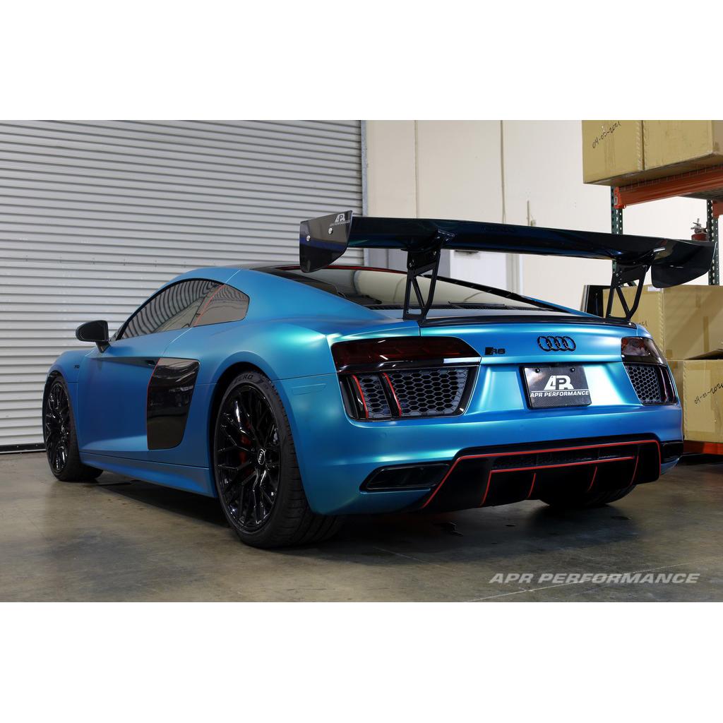 Matte R8 With Wing Audi R8 GTC-500 Adjustable Wing, with Carbon Fiber Active Spoiler Pane ...